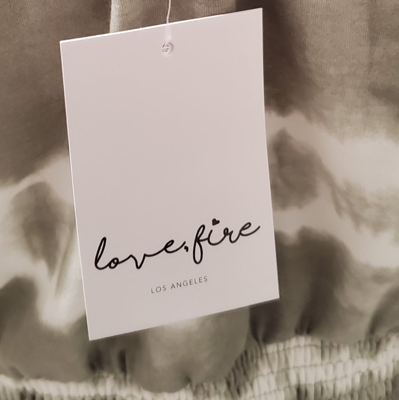 [love, fire] Juniors Elastic Bottom Tank - Picture 6 of 8